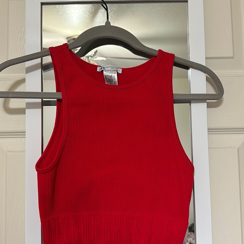 red zara tank top